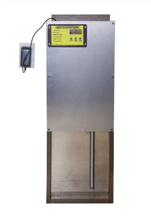 Smart Automatic Chicken Coop Door - Weidukt