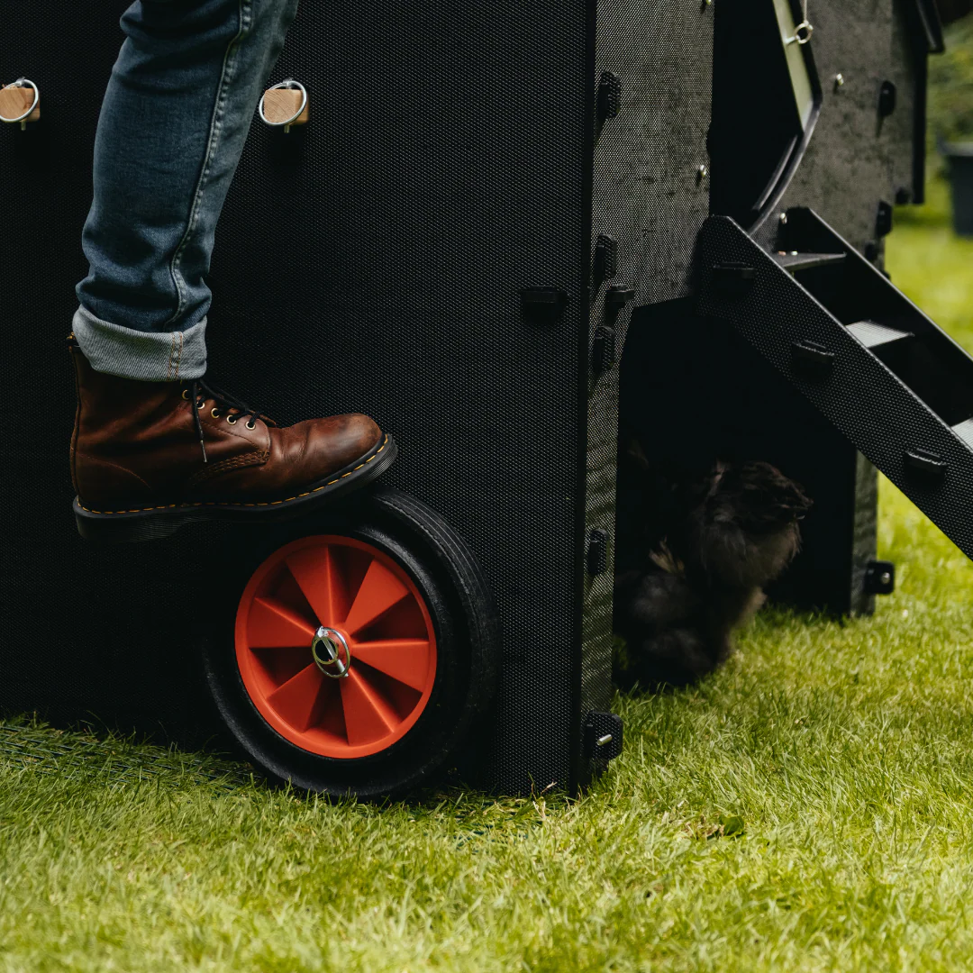 Set of 2 Wheels for the Nestera Large Raised Chicken Coop - Weidukt