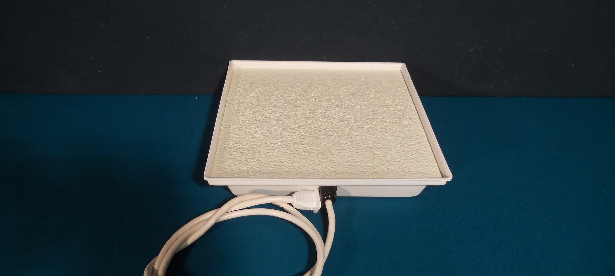 Sweeter Heater Coop & Brooder Heater (4 sizes) - Weidukt